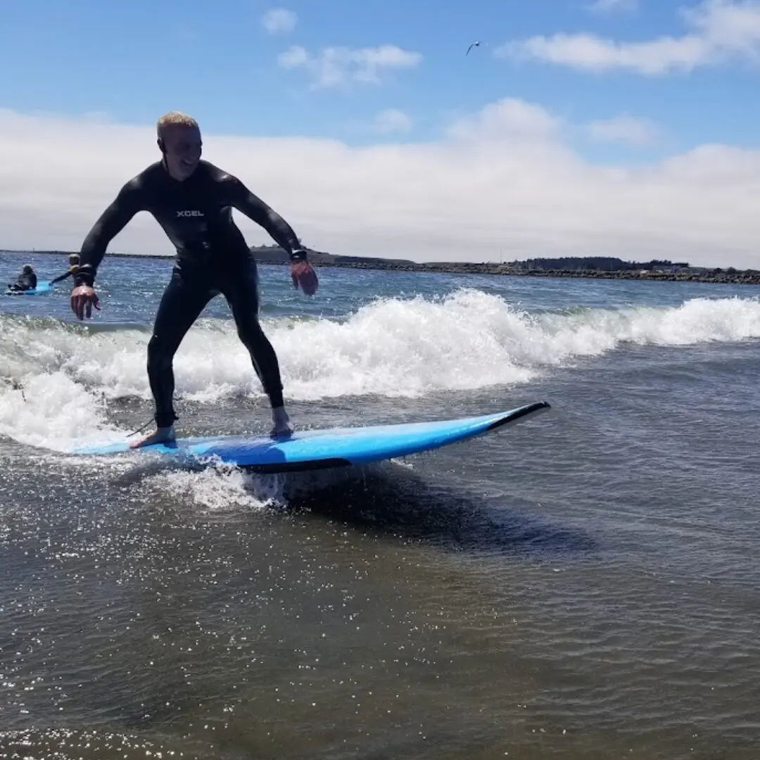 private surfing lesson